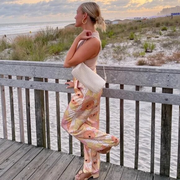 VRG GRL Valerie Wide Leg Floral Pants Peach Pink Daisy Print Size 6 - Picture 4 of 13